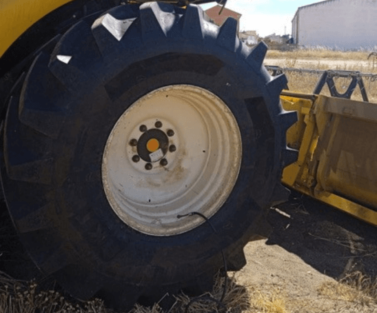 Neumatico Tractor